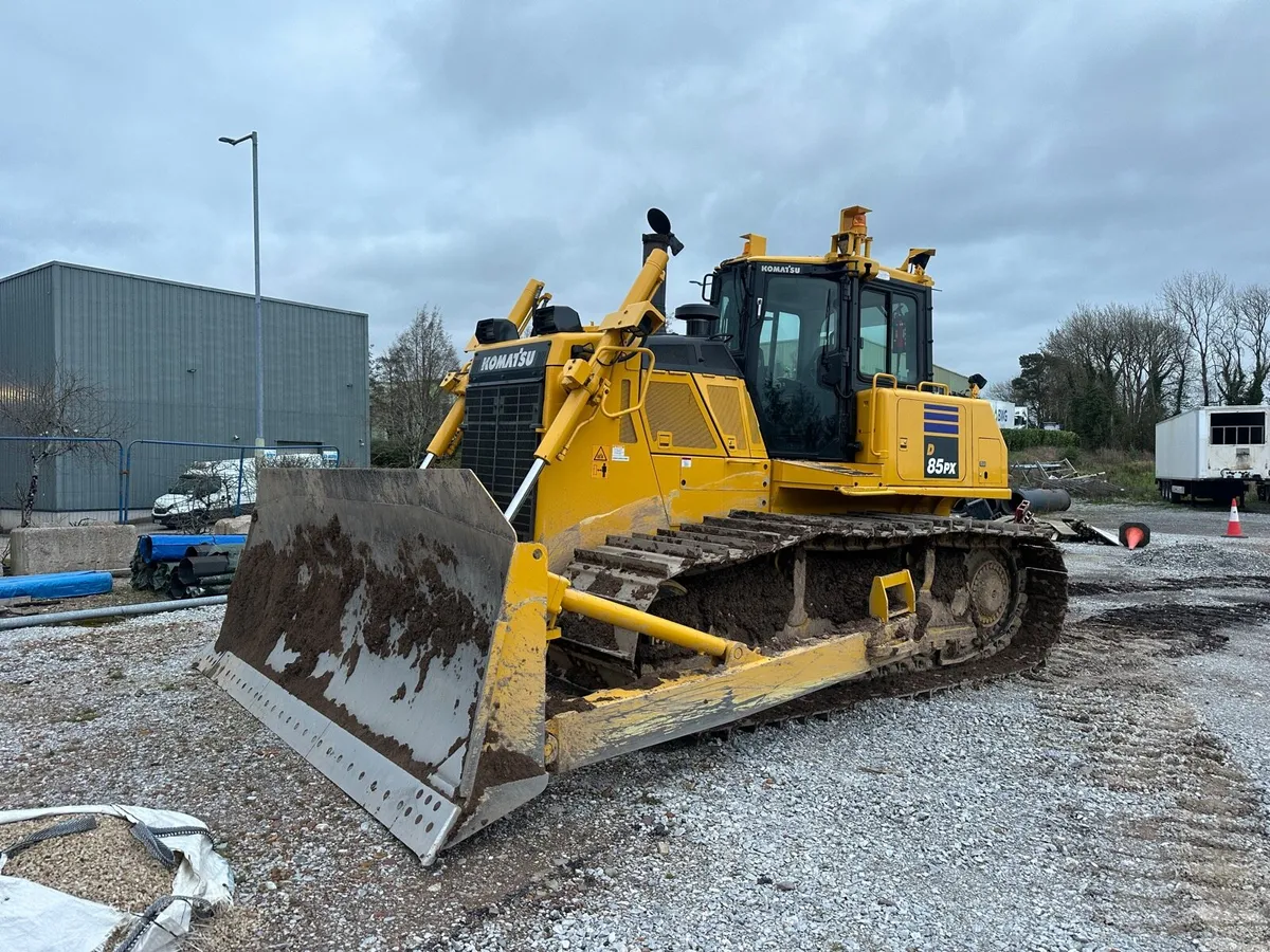 KOMATSU D85PX-18 - Image 1
