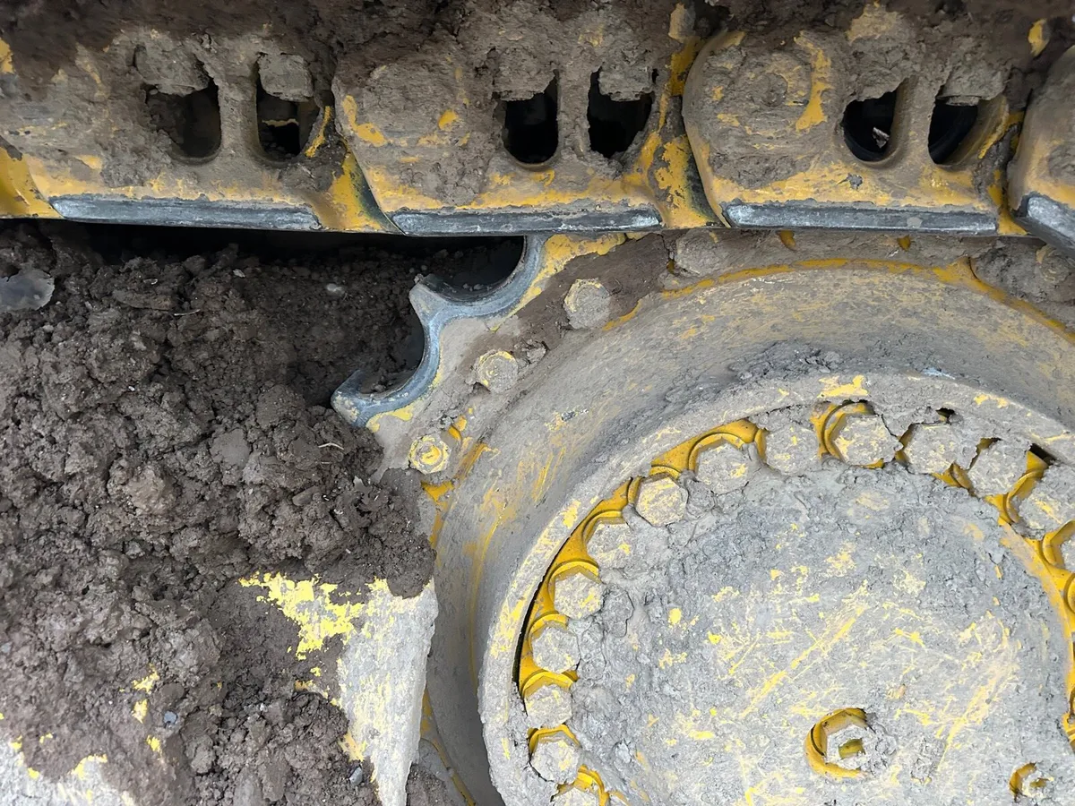 KOMATSU D85PX-18 - Image 4