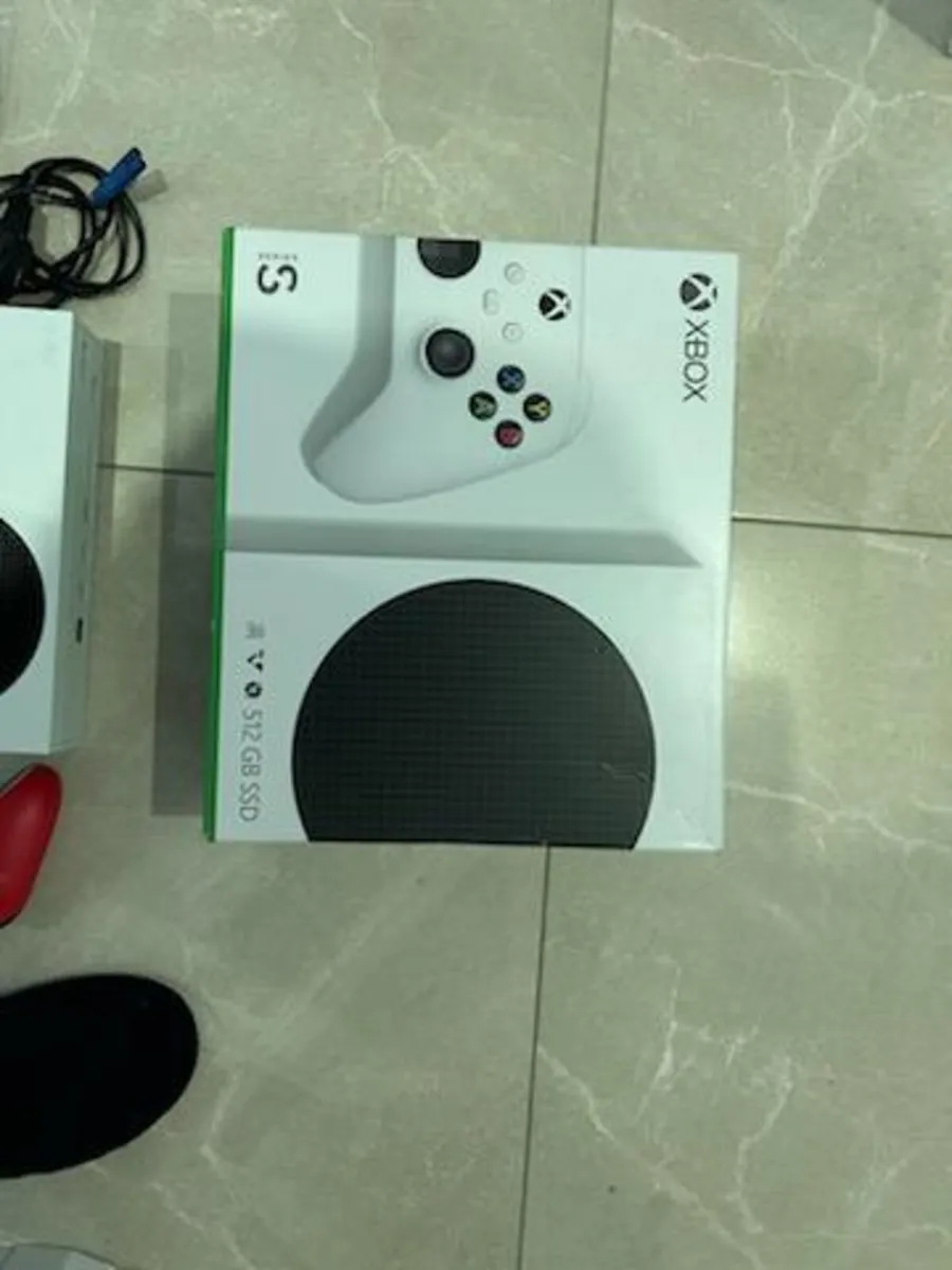 Console: Xbox Series S
Storage: 512 GB SSD - Image 2