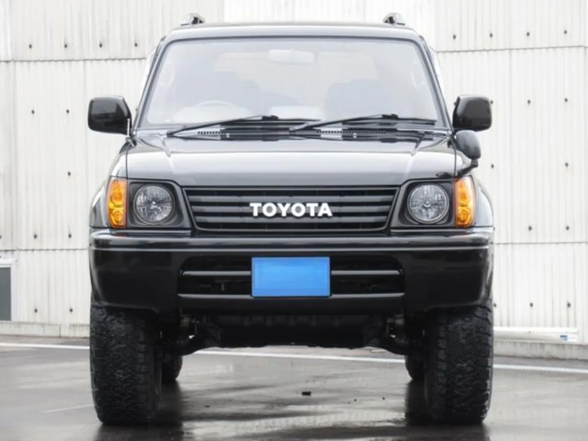 Toyota Landcruiser SWB 3.0 Diesel 2 Seats Auto - Image 1