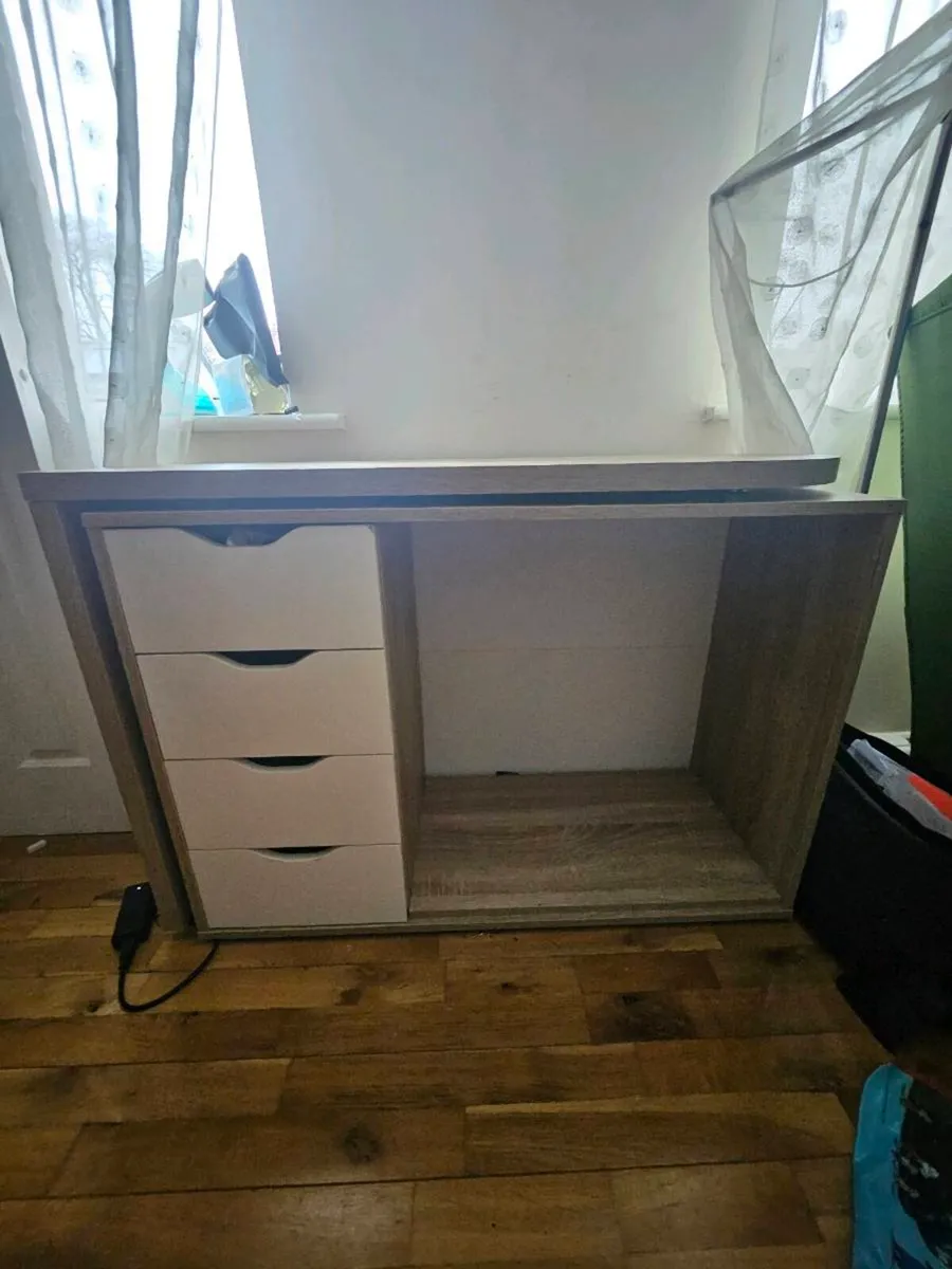 Desk - adjustable/revolving/extendable - Image 3