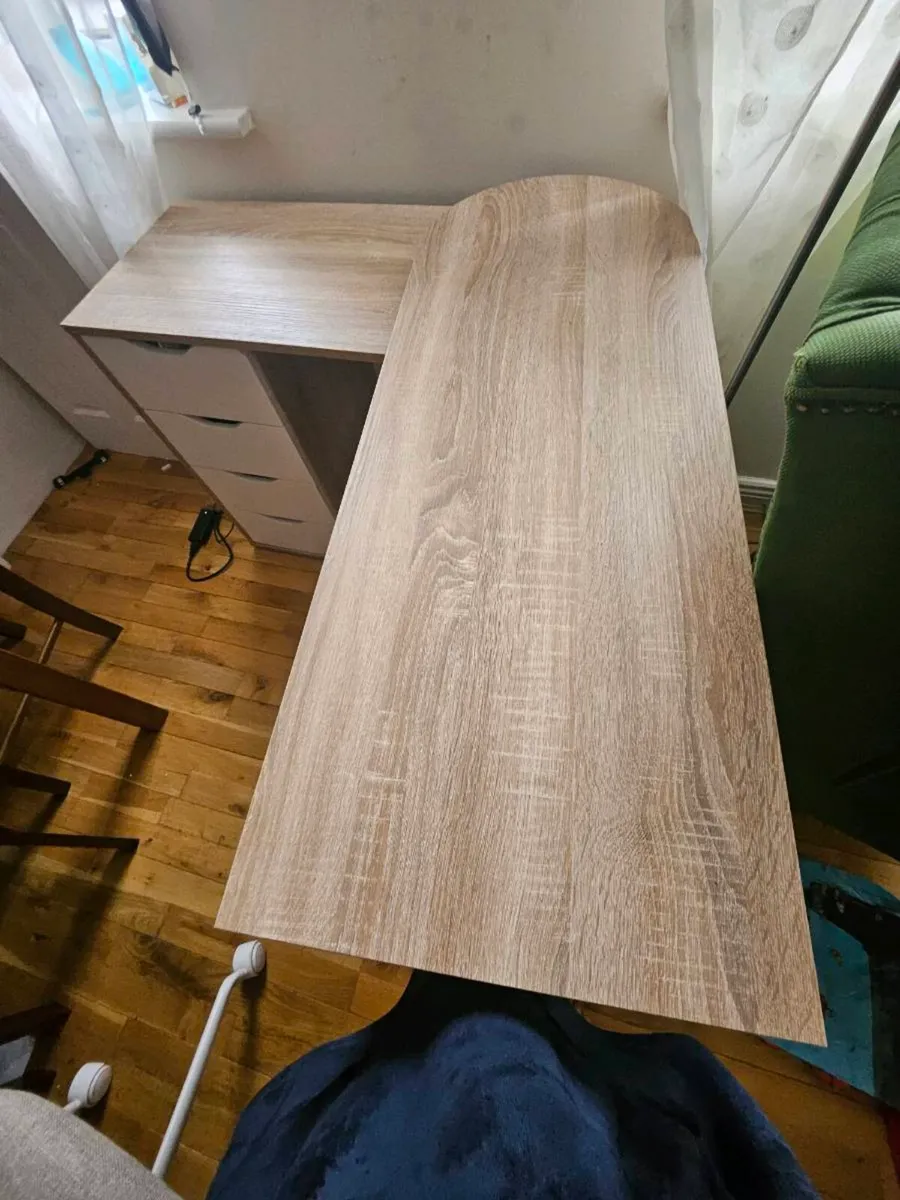 Adjustable desk and chair - Image 3