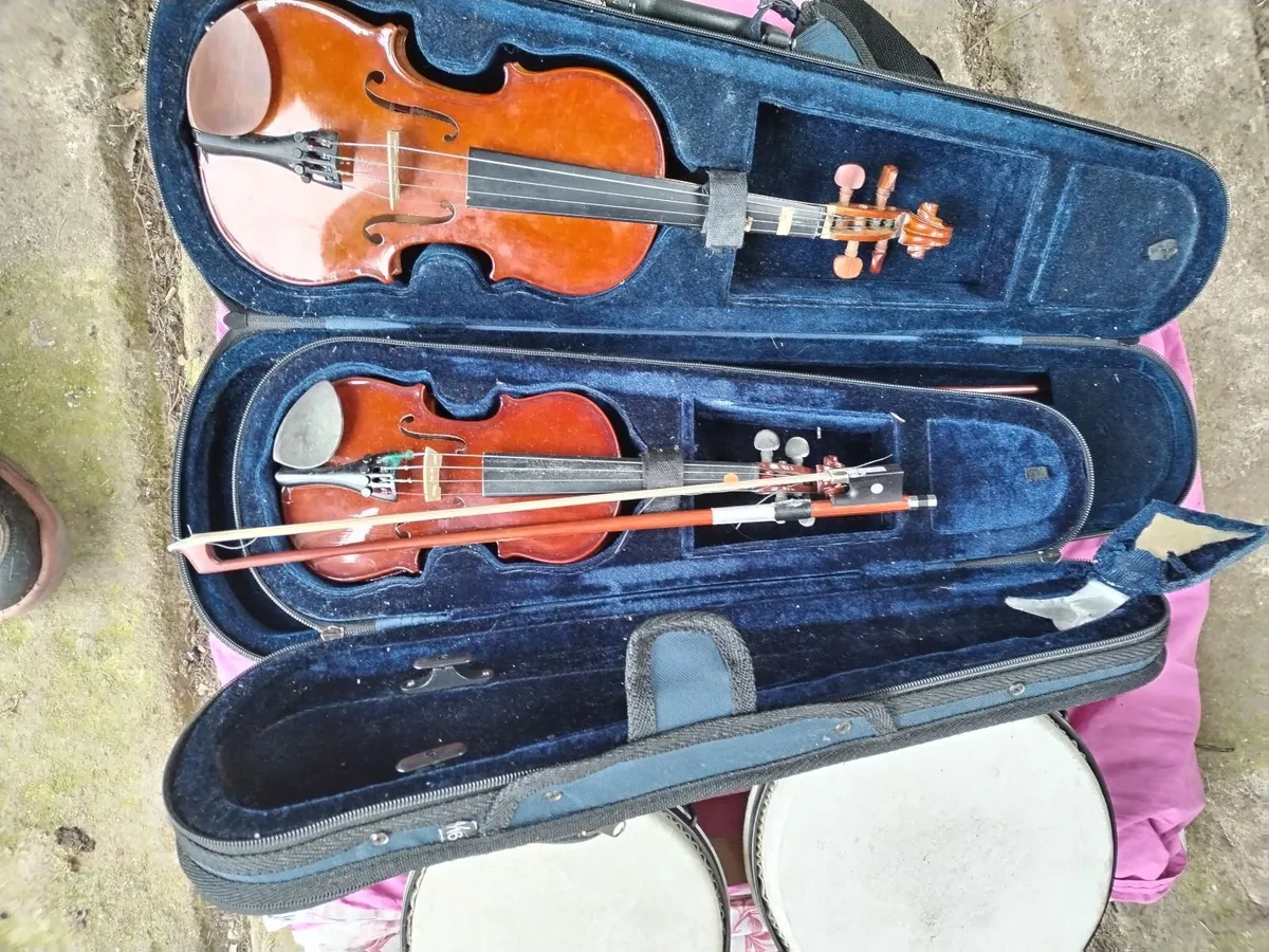 Violin 1/4 & 1/16 & bango drum - Image 1