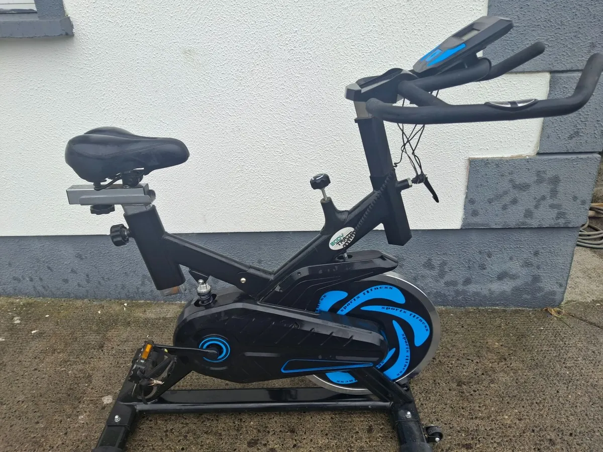 Exercise Bicycle - Image 3