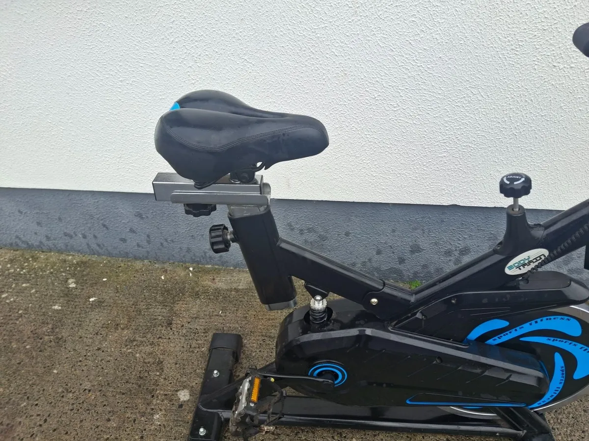 Exercise Bicycle - Image 4
