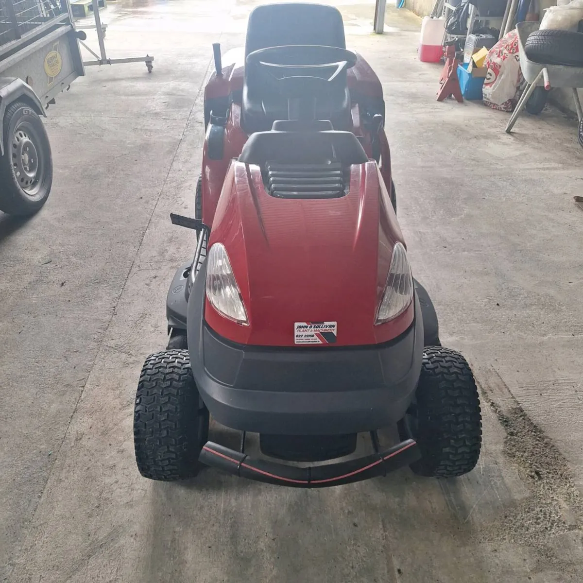 castlegarden ride on lawnmower - Image 2