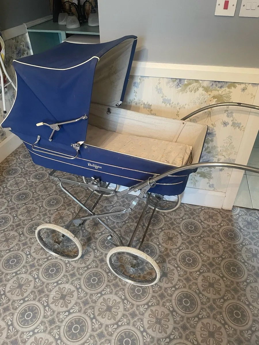 Vintage Baby Pram - Image 1