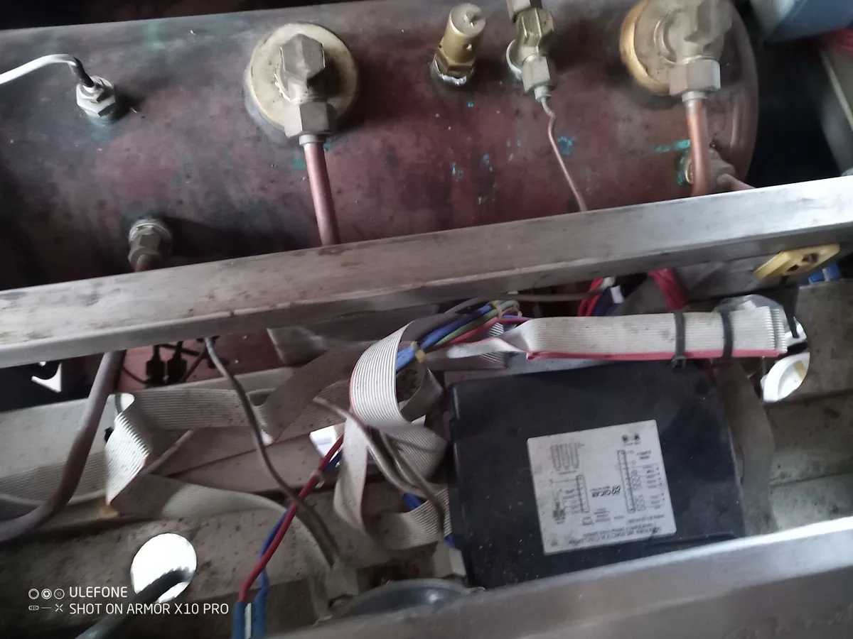 3 group coffee machine - Image 3