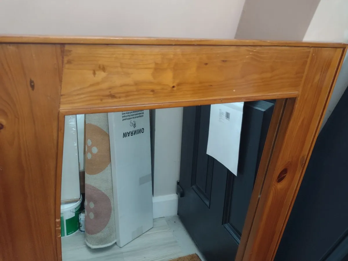 Large heavy Oak mantle/wall mirror - Image 2