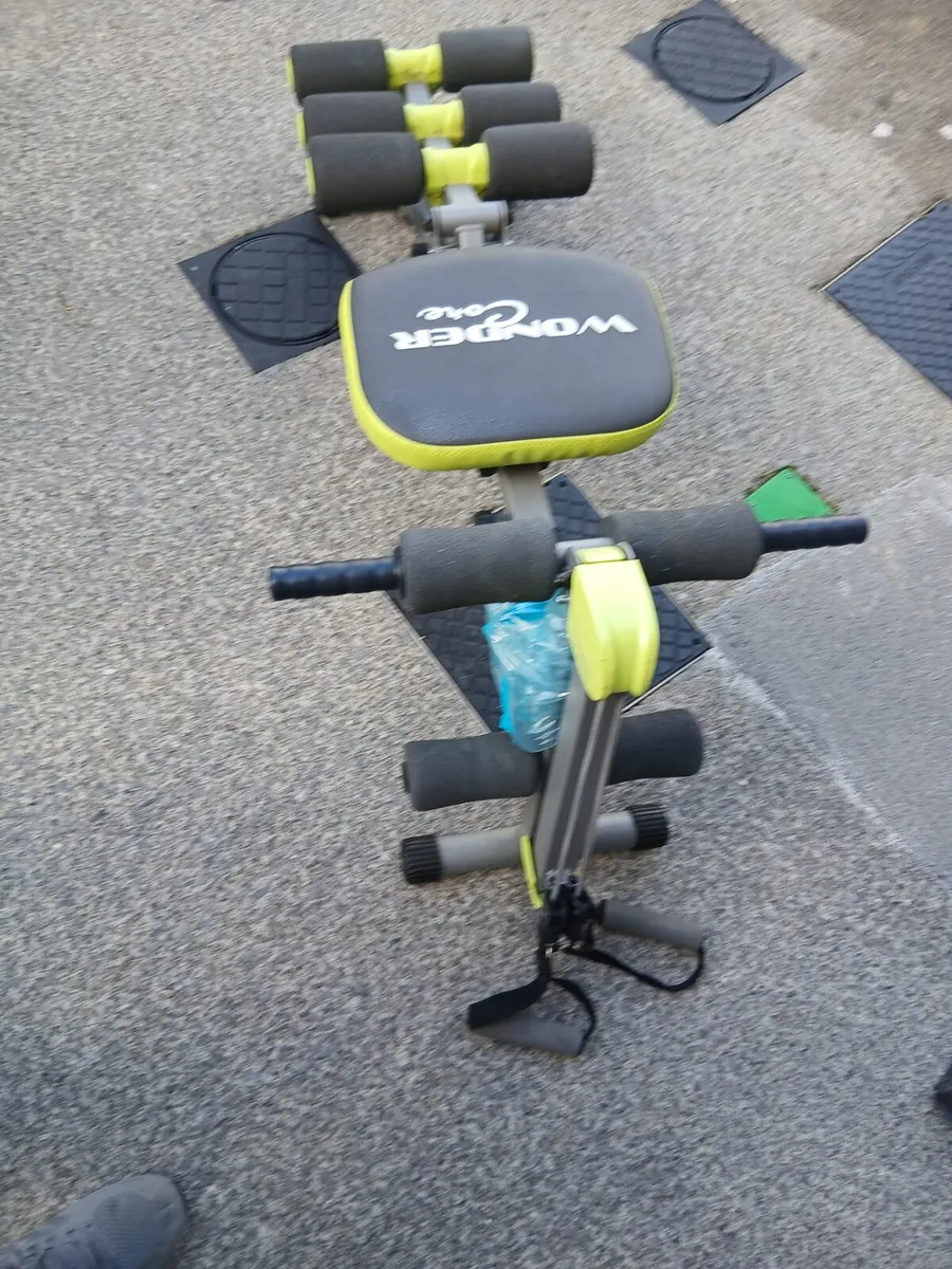 EXERCISE/CORE BENCH - Image 1