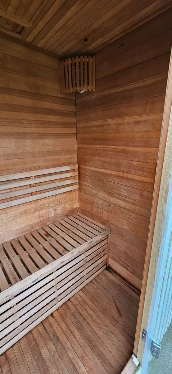 Outdoor Sauna - Image 2