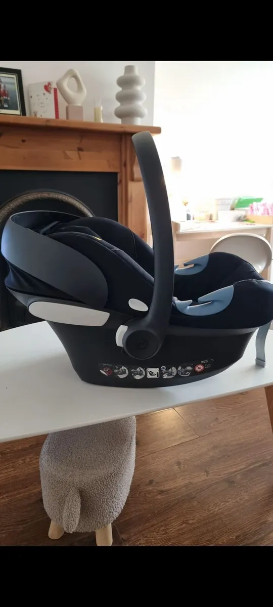 Cybex newborn car seat - Image 2
