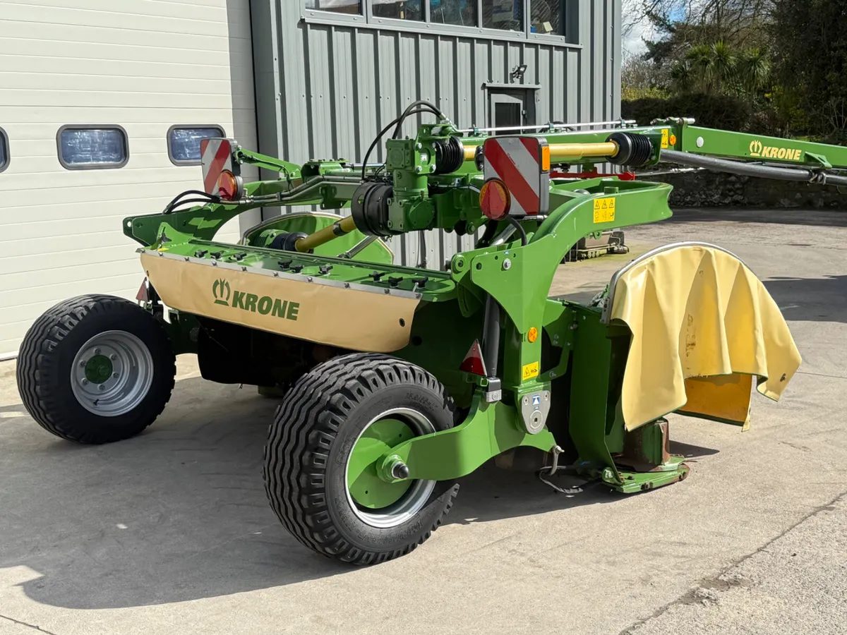 Krone TC320CV Trailed mower - Image 2