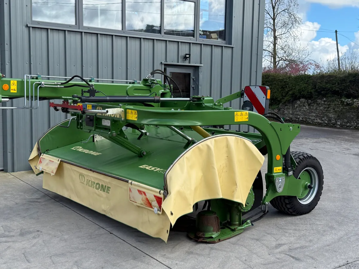 Krone TC320CV Trailed mower - Image 3
