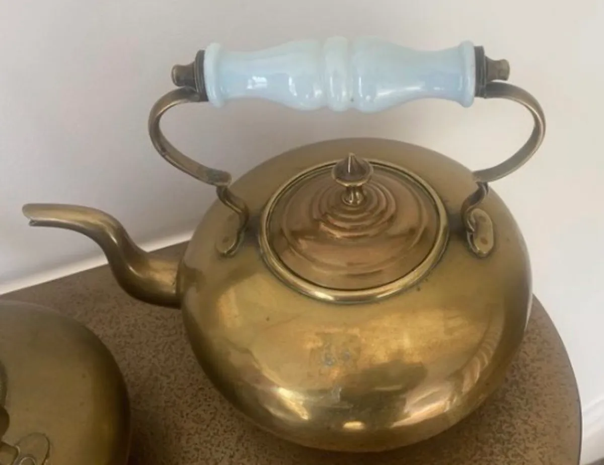 Vintage Brass kettles - Image 2