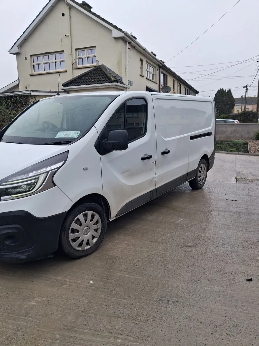 Renault Trafic 2020 - Image 2