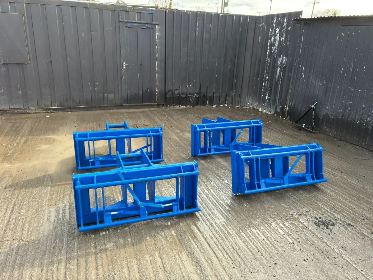 Euro Adapters to suit 65mm Pin - Image 1