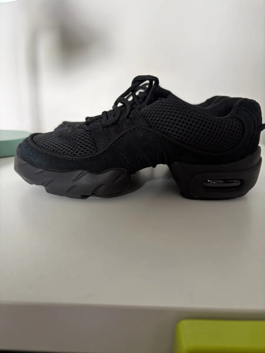 Bloch dance shoes - Image 1