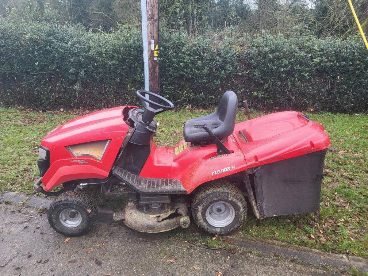 Castel Garden 17.5/102 H Ride On Mower - Image 3