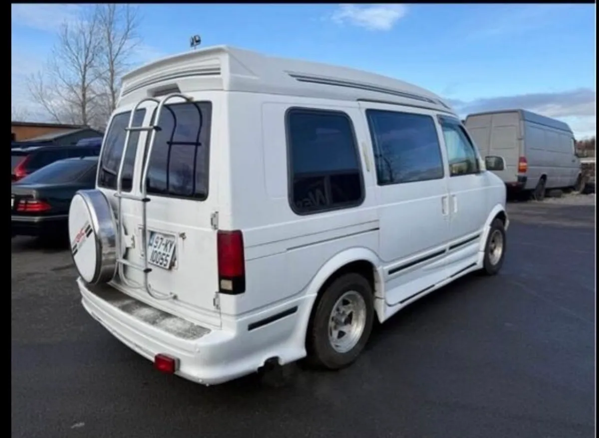 Chevrolet Astro 38k miles, campervan, LHD - Image 2