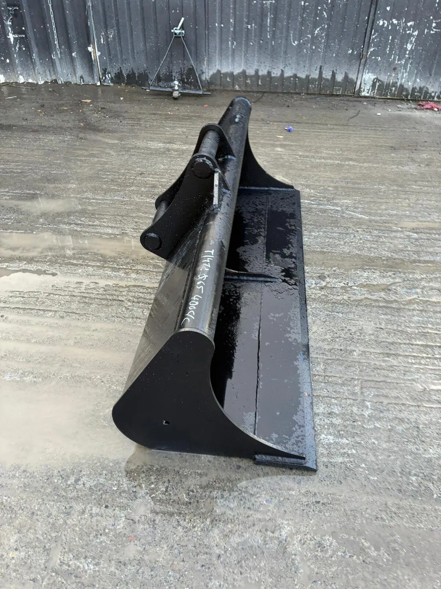 5ft Grading Bucket – 45mm Pins - Image 3