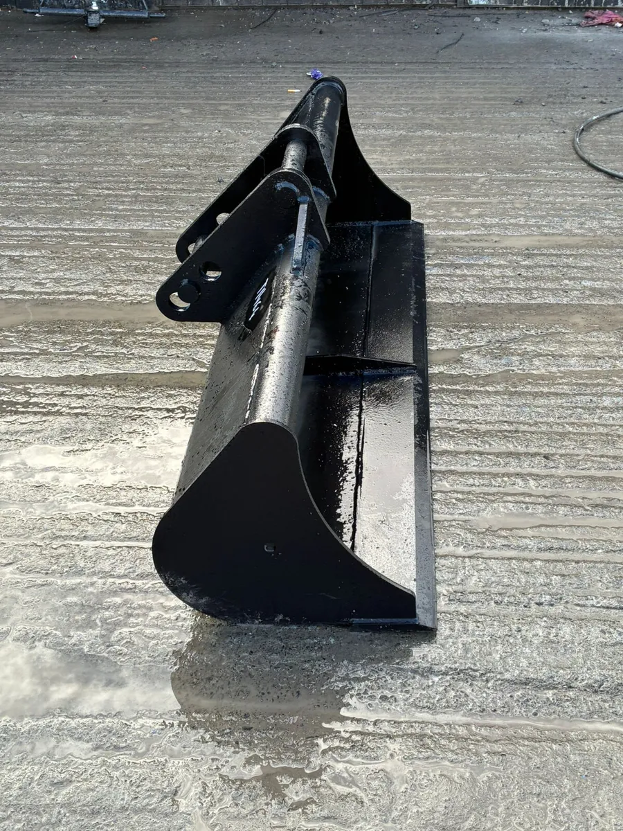 5ft Grading Bucket – 45mm Pins - Image 4