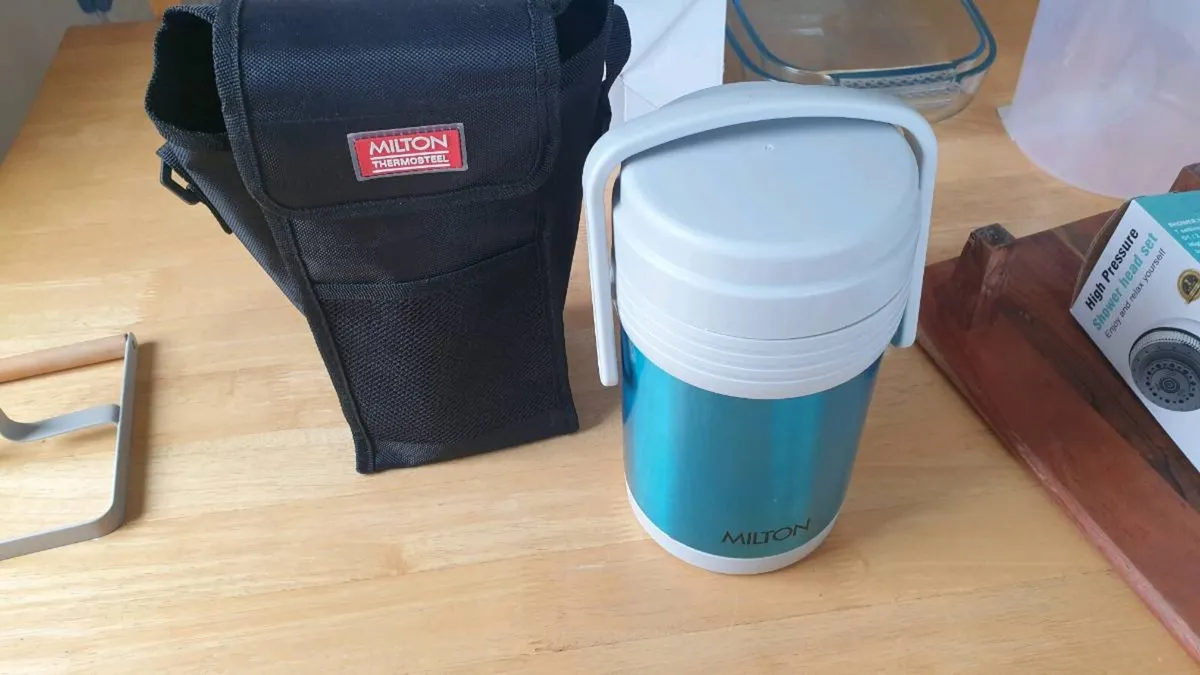 Thermos for soup or stew - Image 1