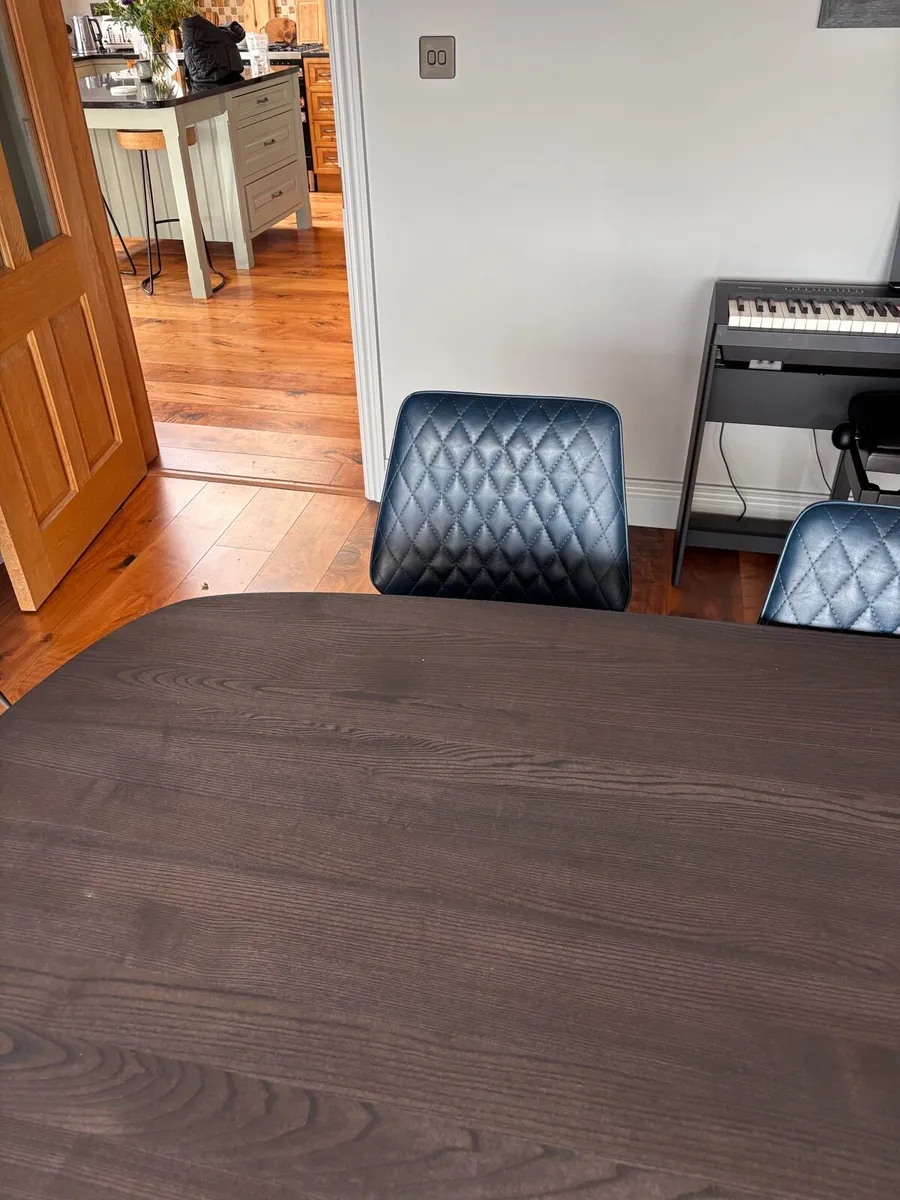 Dining room chairs - Image 4