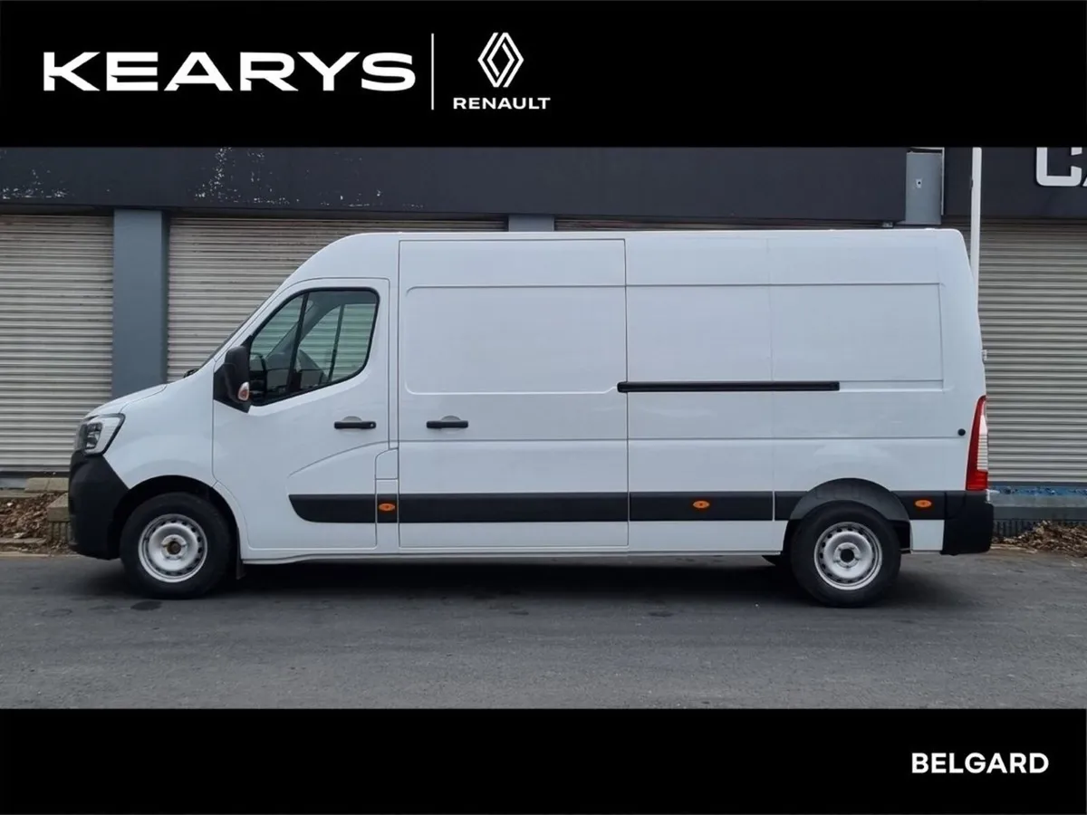 Renault Master FWD LM35 Blue DCI 135 Business Plus - Image 3