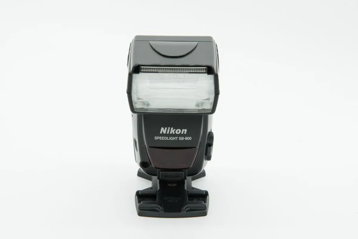 Nikon Speedlite SB-800 - Image 4