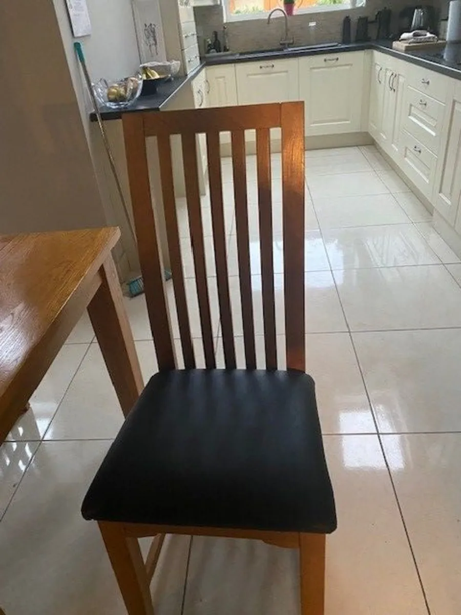 Oak Dining Table and 6 Chairs - Image 1