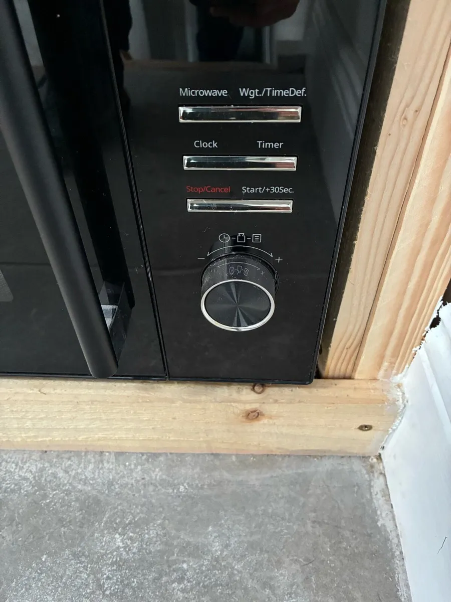 Kenwood Microwave - Image 2