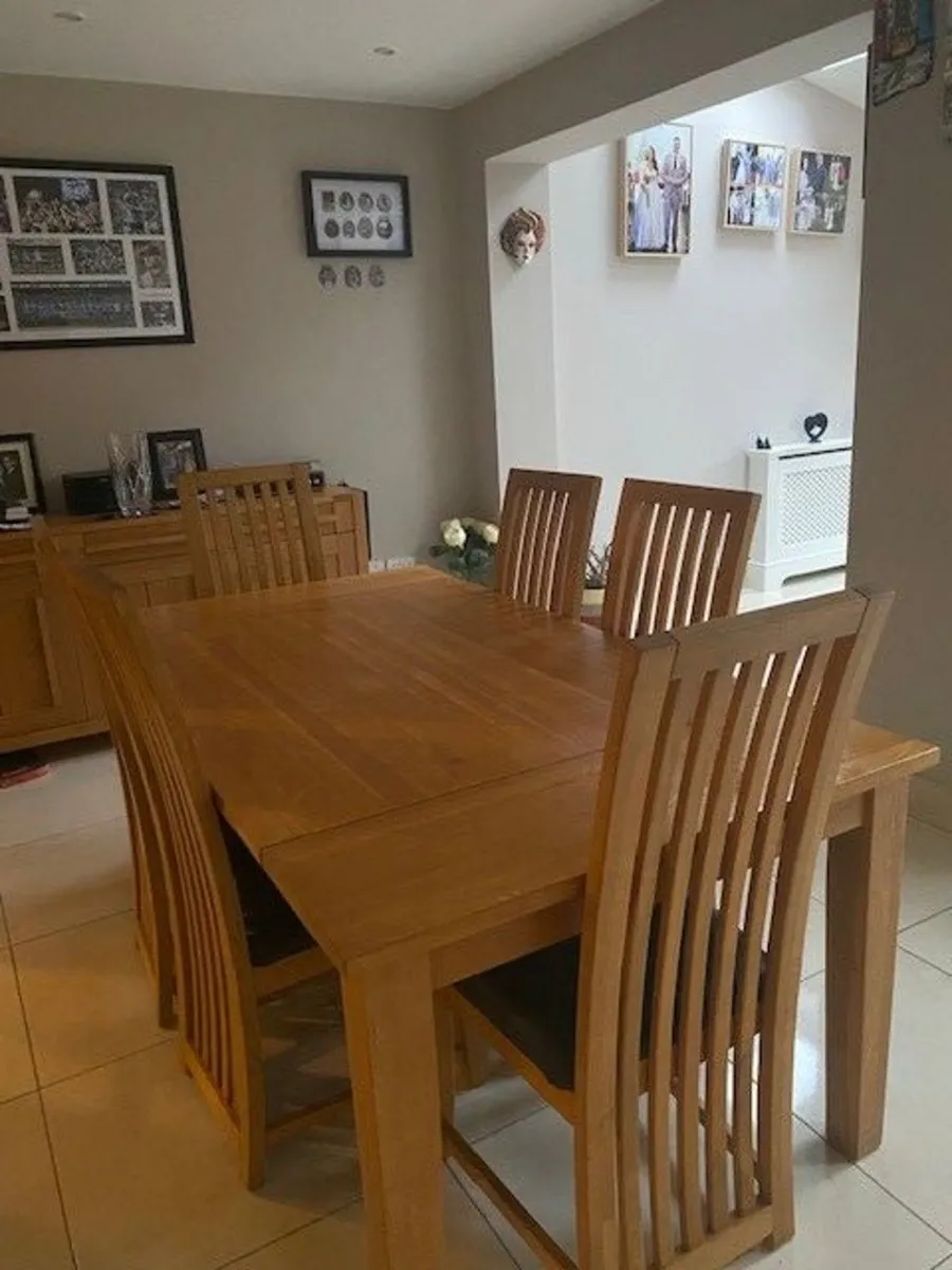 Oak Dining Table and 6 Chairs - Image 2