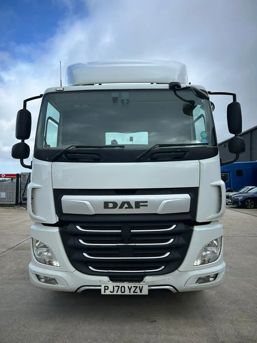 2021 DAF CF 450 - Image 2