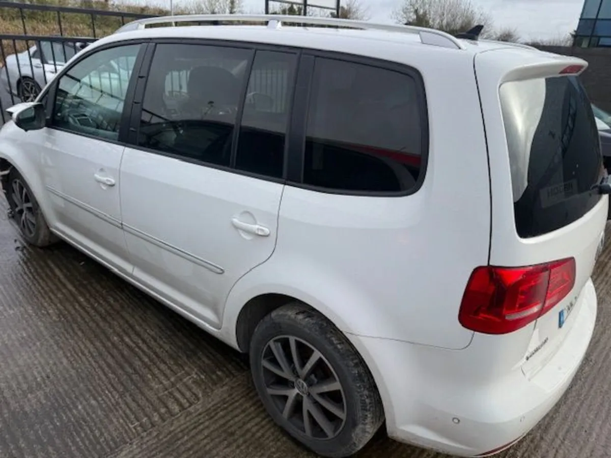 2013 VW TOURAN AUTO - Image 2