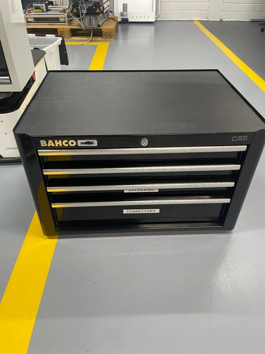Bacho tool chest - Image 1