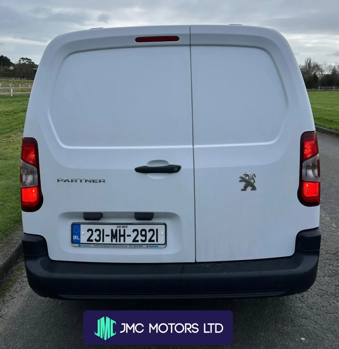 Peugeot Partner 2023 Twin Sliding Doors - Image 4