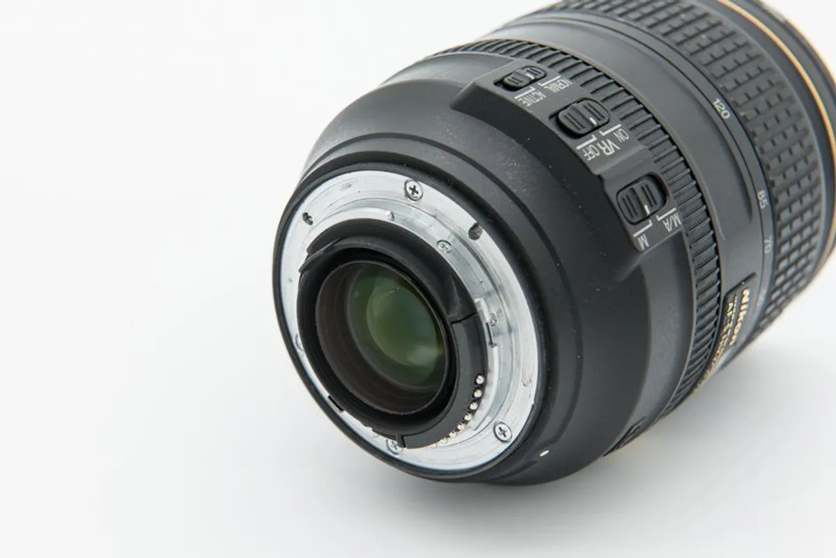 Nikon AF-S Nikkor Lens 24-120mm f4G ED VR - Image 4