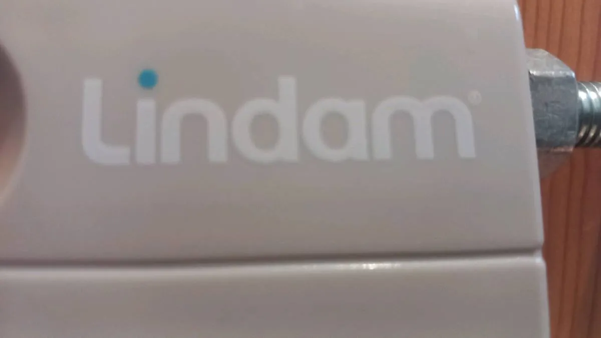 Saftey Gate Lindam - Image 2