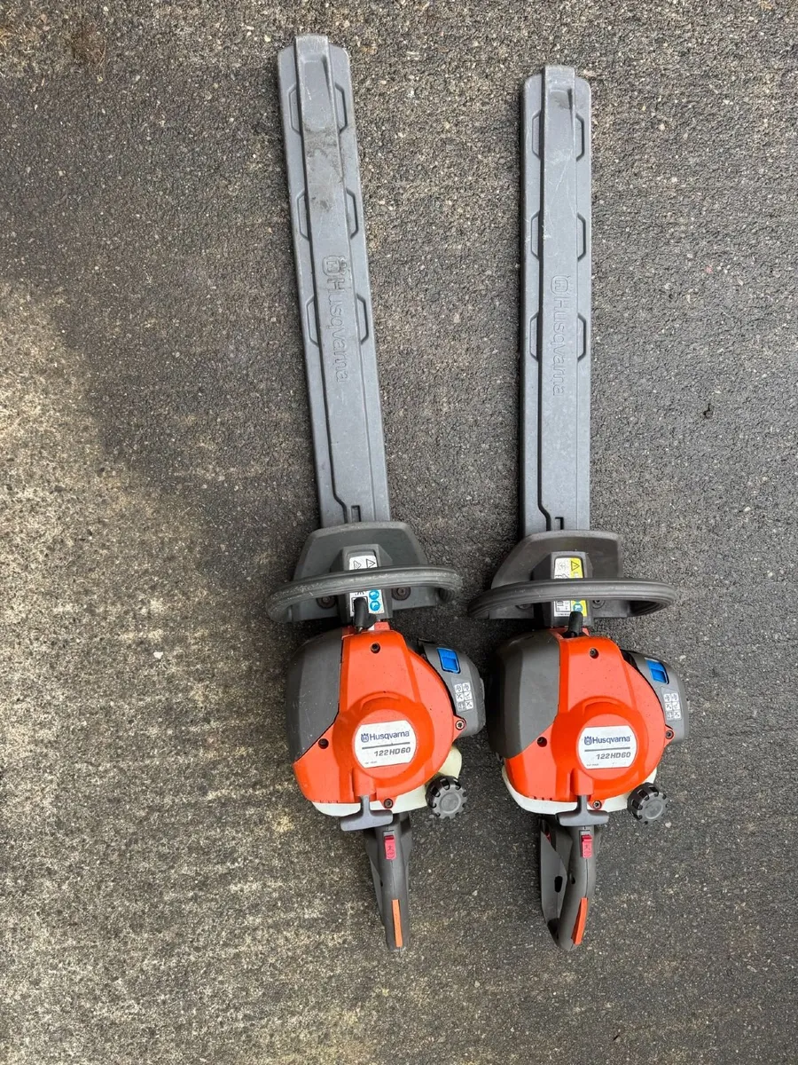 2 × Husqvarna 122HD60 Hedge Trimmers –parts/repair