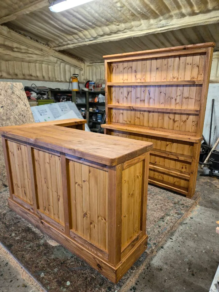 Rustic home bar - Image 3