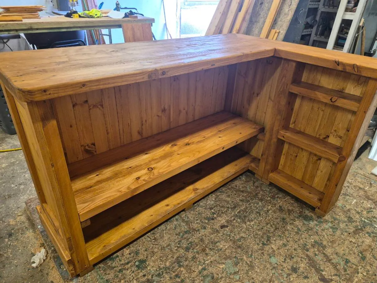 Rustic home bar - Image 4