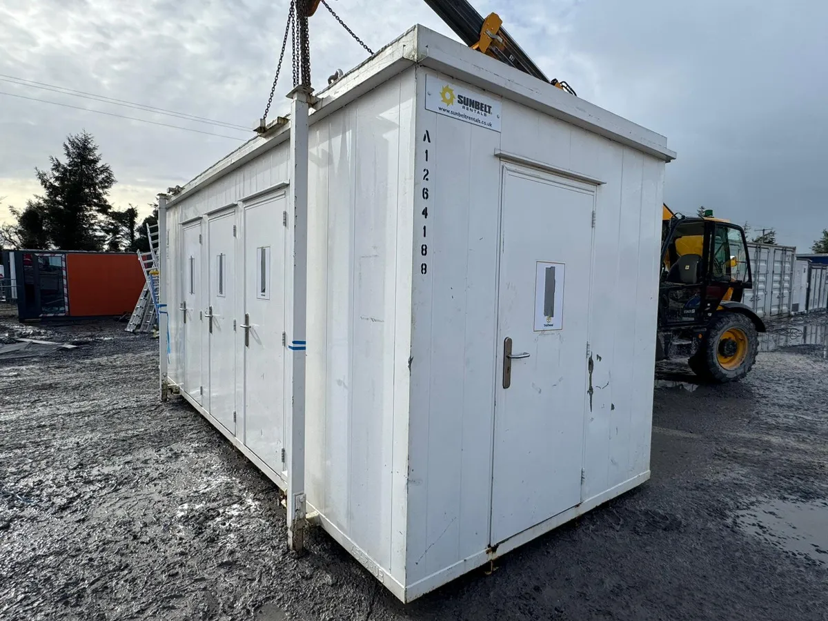 20ft Toilet Block – Multi Toilet Welfare Unit - Image 1