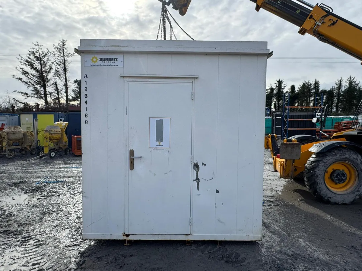 20ft Toilet Block – Multi Toilet Welfare Unit - Image 3