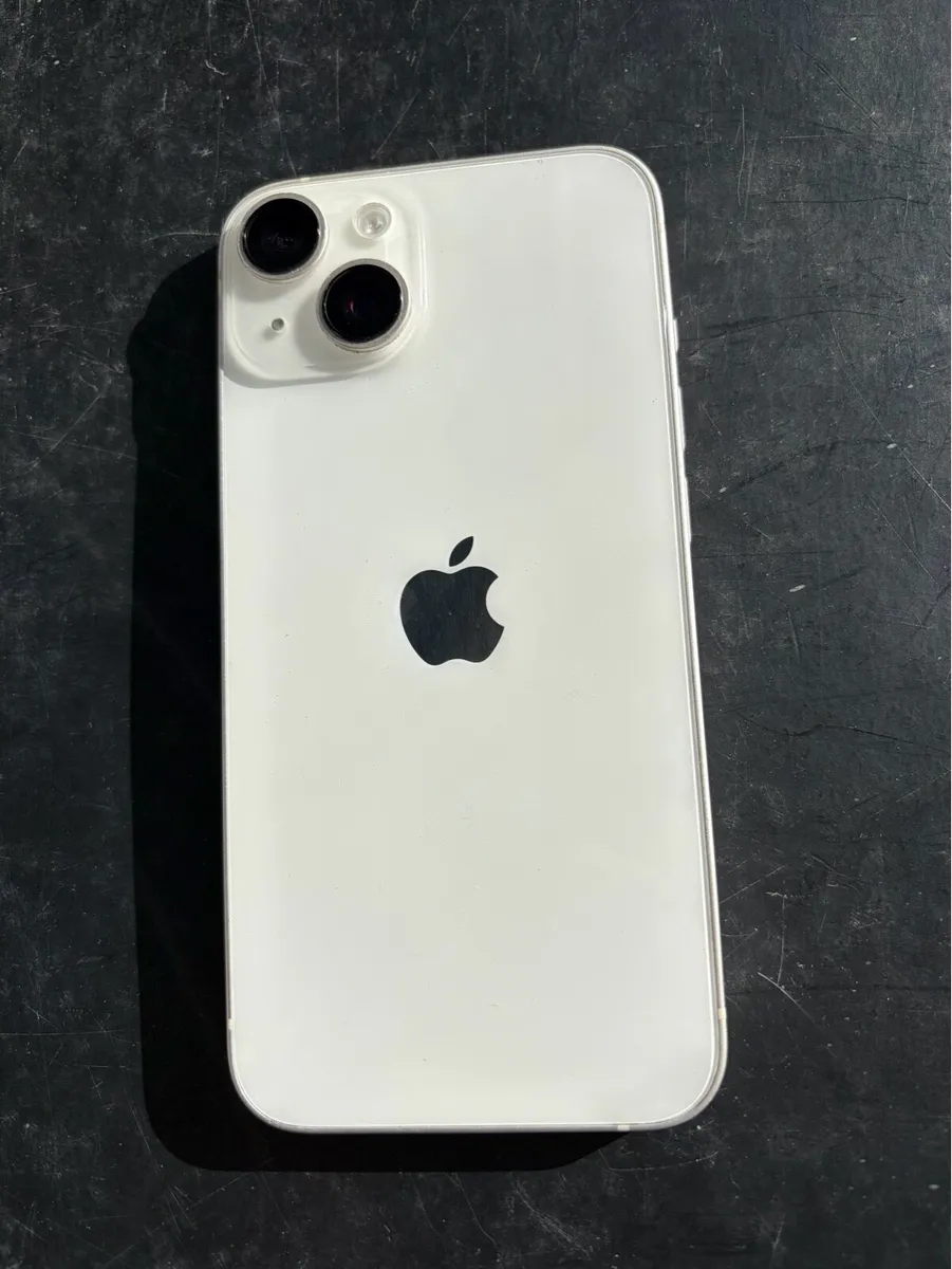 iPhone 14 - Image 1