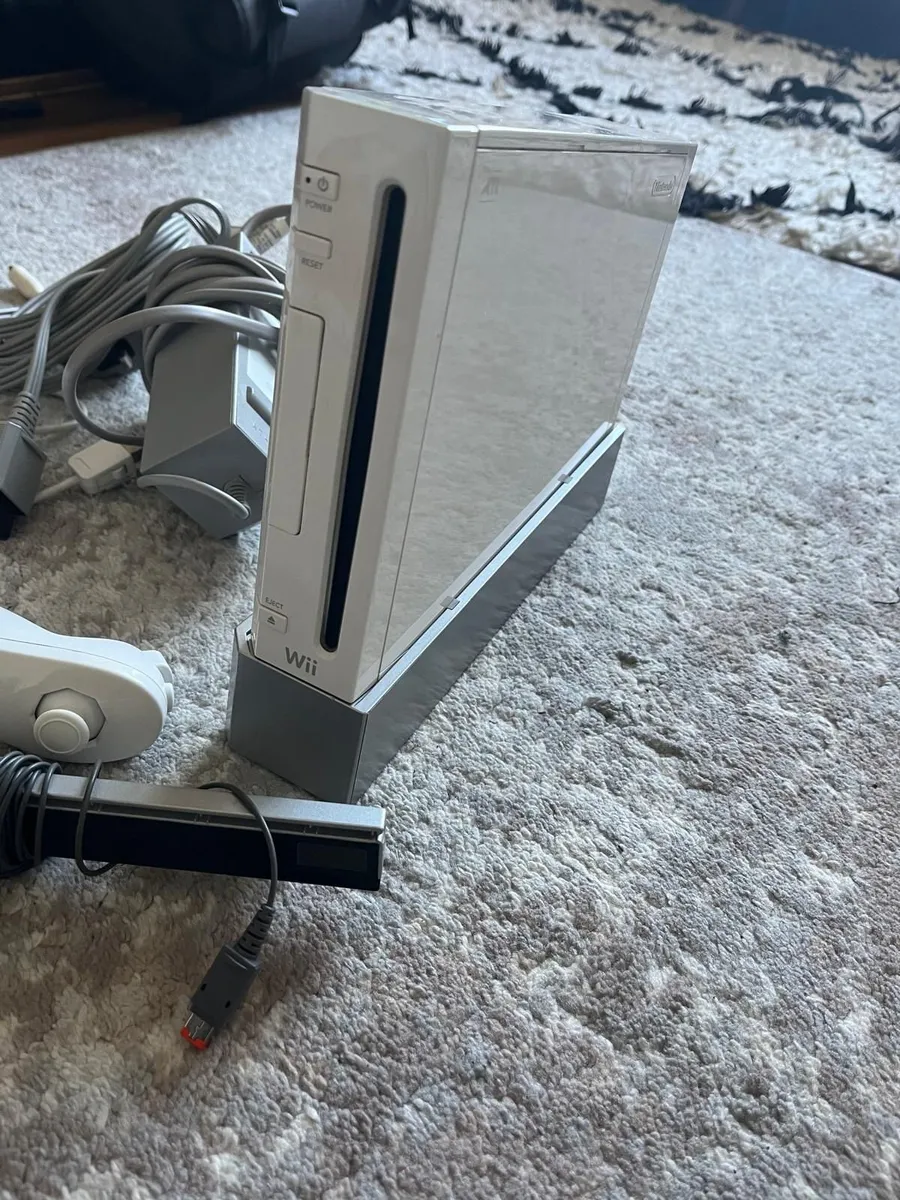 Nintendo Wii Console Bundle – Working – Many Acces - Image 2