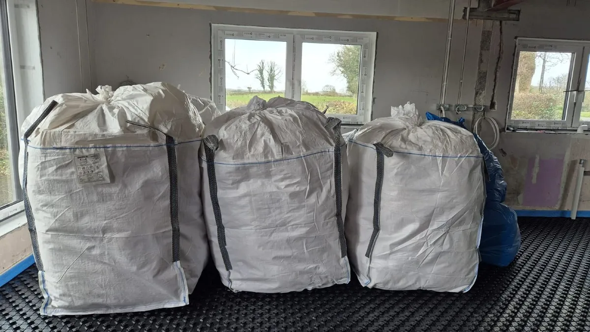 FREE Fibreglass Insulation - Image 1