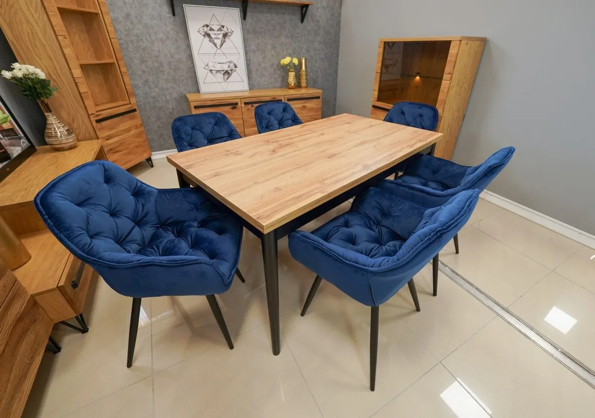 Vitos Pink Velvet Armchair - Image 3