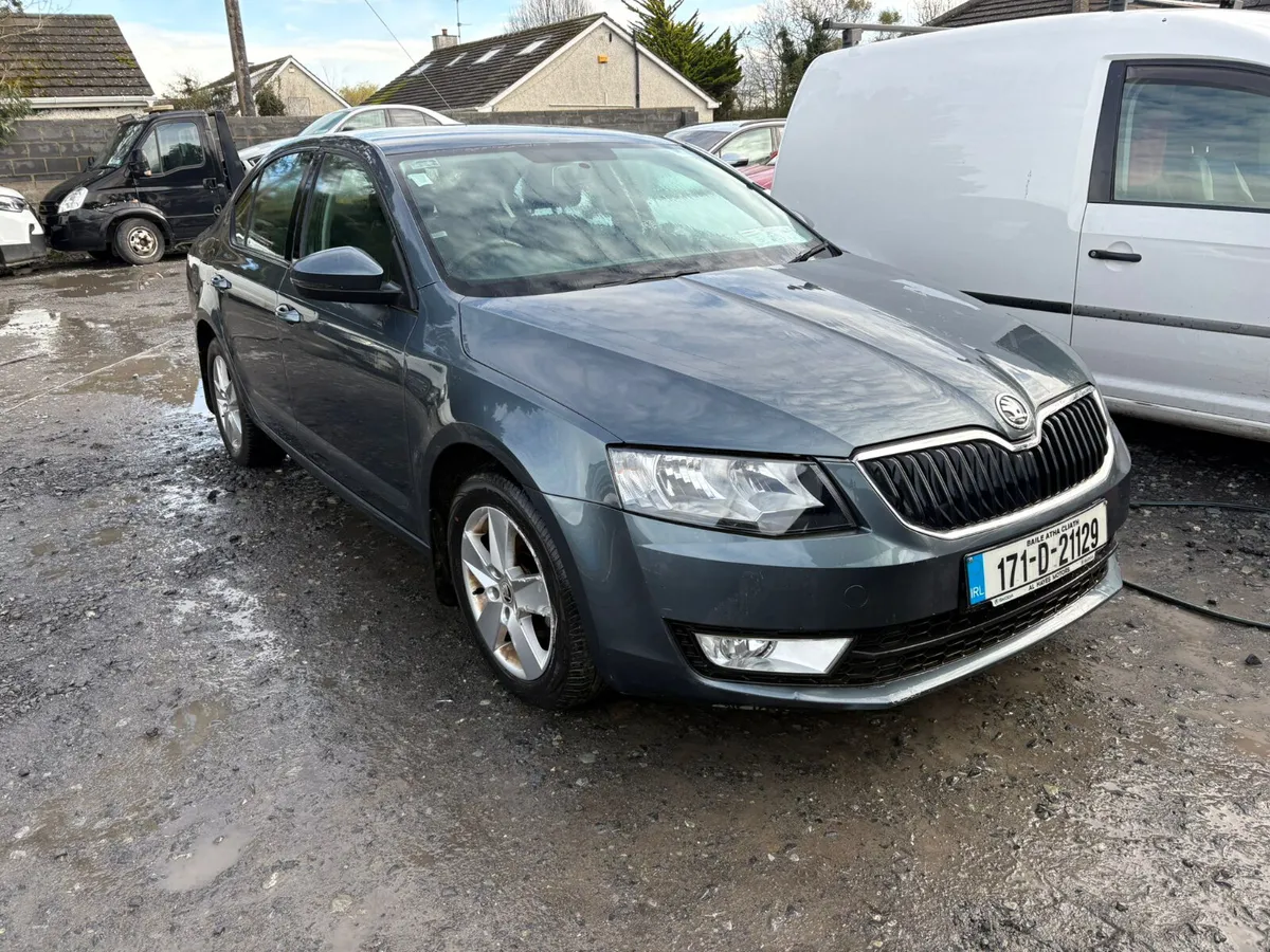 2017 Skoda Octavia 1.6 Tdi low miles - Image 1