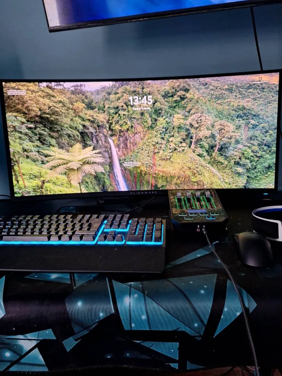 AW3423DWF 34inc ultrawide 165hz no burn in - Image 1